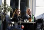 Weesp 15 maart 2022
Alfred v d Heuevl met Marleen Spijker  op terras in het centrum van Weesp.