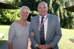 Haarzuilens 22 juni 2022
Haringparty bij kasteel de Haar in Haarzuilens .
Andre Kuipers met zijn vrouw