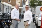 Amsterdam 19 juli 2022
Laatste optreden Willeke Albertri in het concertgebouw. Binnenkomst gasten. Andre v Duin met partner Fernando Reyes