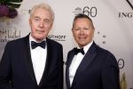 Amsterdam 30 juni 2022
60 jaar nationaal ballet in de stopera.
Andre v Duin met zijn vriend Fernando Reyes voor het eerst op de rode loper