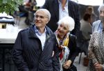 Amsterdam 1 juli 2022
Onthulling kunstwerk met daarop Willy Alberti en Johnny Kraaijkamp bij hotel Americain.
Aanwezig de kinderen Tonny Alberti en Willeke Alberti en Johnny Kraaijkamp en Sanne Kraaijkamp. Bennie Muller met zijn vrouw