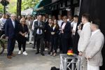 Amsterdam 10 juni 2022
Benno Leeser opent luxe chocolade winkel in Amsterdam zuid op de cornelis schuytstraat. Ook zijn vrouw Kitty Leeser is aanwezig