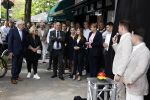 Amsterdam 10 juni 2022
Benno Leeser opent luxe chocolade winkel in Amsterdam zuid op de cornelis schuytstraat. Ook zijn vrouw Kitty Leeser is aanwezig
