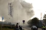 Amsterdam 8 juli 2022
Een grote uitslaande brand in de havens van Amsterdam . Mensen kreeg tot 4 maal toe een allert om binen te blijven.