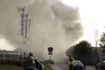 Amsterdam 8 juli 2022
Een grote uitslaande brand in de havens van Amsterdam . Mensen kreeg tot 4 maal toe een allert om binen te blijven.