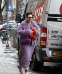 Amsterdam 31 maart 2022
Carice v Houten op straat in Amsterdam.