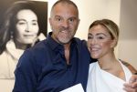 Hilversum 28 maart 2022
Presentatie boek en munt van Bibian Mentel. Haar man Edwin Spee kwam met zijn vriendin Mandy.