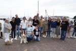 Volendam 30 juni 2022
CD presentatie bij Lotje van Edwin v Hoevelaak en zijn vriendin Natasja Poels . jan Keizer reikte de eerste cd uit.