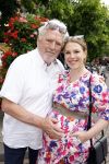 Hilversum 25 juni 2022
Ernst daniel Smid met zijn vriendin en zijn zwangere dochter Coosje