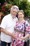 Hilversum 25 juni 2022
Ernst daniel Smid met zijn vriendin en zijn zwangere dochter Coosje
