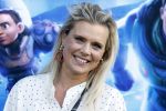 Amsterdam 12 juni 2022
Premiere Lightning (pixar) in Pathe Amsterdam noord.
Eveline Stallaart met zoon