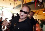 Lichtenvoorde 12 juli 2022
Frans bauer op persconferentie zwarte cross waar Tante Rikie afscheid van neemt