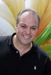 Lichtenvoorde 12 juli 2022
Frans bauer op persconferentie zwarte cross waar Tante Rikie afscheid van neemt