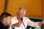 Lichtenvoorde 12 juli 2022
Frans bauer op persconferentie zwarte croos ivm het afscheid van tante Rikie . Jaap v Deurzen begeleidt de persconferentie waar ook Gijs Jolink aanschuift. Frans en Nick Dijkman