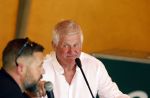 Lichtenvoorde 12 juli 2022
Frans bauer op persconferentie zwarte croos ivm het afscheid van tante Rikie . Jaap v Deurzen begeleidt de persconferentie waar ook Gijs Jolink aanschuift. Frans en Nick Dijkman