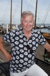 Volendam 30 juni 2022
CD presentatie bij Lotje van Edwin v Hoevelaak en zijn vriendin Natasja Poels . jan Keizer reikte de eerste cd uit.