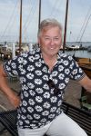 Volendam 30 juni 2022
CD presentatie bij Lotje van Edwin v Hoevelaak en zijn vriendin Natasja Poels . jan Keizer reikte de eerste cd uit.