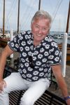 Volendam 30 juni 2022
CD presentatie bij Lotje van Edwin v Hoevelaak en zijn vriendin Natasja Poels . jan Keizer reikte de eerste cd uit.