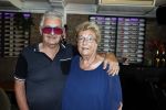Volendam 30 juni 2022
CD presentatie bij Lotje van Edwin v Hoevelaak en zijn vriendin Natasja Poels . jan Keizer reikte de eerste cd uit. jan TRuijp met zijn vrouw