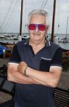 Volendam 30 juni 2022
CD presentatie bij Lotje van Edwin v Hoevelaak en zijn vriendin Natasja Poels . jan Keizer reikte de eerste cd uit. jan TRuijp met zijn vrouw