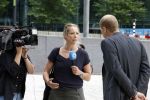 Amsterdam 21 juni 2022
Rechtszaak Olcay Gulsen en haar ex schoonmoeder. (Moeder van Frans Ghazi) in de rechtbank van Amsterdam . Shownieuws journaliste Janine Schuinder