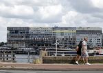 Amsterdam 15 juli 2022
In dit complex wonen oa Jeroen Pauw en Victoria Koblenko