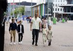 Amsterdam 3 juli 2022
Premiere de Grote slijmfilm in pathe Arena .
Jim Bakkum kwam met zijn kinderen en vriendjes