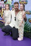 Amsterdam 3 juli 2022
Premiere de Grote slijmfilm in pathe Arena .
Jim Bakkum kwam met zijn kinderen en vriendjes