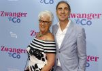 Amsterdam 25 juni 2022
Premiere zwanger en Co in Tuschinski . Johan Nijenhuis met moeder