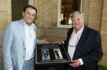 Amsterdam 1 juli 2022
Onthulling kunstwerk met daarop Willy Alberti en Johnny Kraaijkamp bij hotel Americain.
Aanwezig de kinderen Tonny Alberti en Willeke Alberti en Johnny Kraaijkamp en Sanne Kraaijkamp