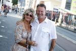Amsterdam 19 juli 2022
Laatste optreden Willeke Albertri in het concertgebouw. Binnenkomst gasten. Joshua Prins v Maasdam met zijn vrouw