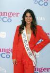 Amsterdam 25 juni 2022
Premiere zwanger en Co in Tuschinski .
Miss Nederland Julia Sinning