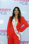Amsterdam 25 juni 2022
Premiere zwanger en Co in Tuschinski .
Miss Nederland Julia Sinning