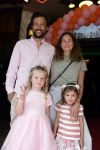 Amsterdam 3 juli 2022
Premiere Knor in Tuschinski.
Cast oa Alex Klaassen Henry v Loon en Jelka v Houten .
Kaja Wolffers met zijn vrouw en kinderen
