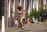 Monnickendam 19 juli 2022
Katja Schuurman met haar dochtertje Coco aan het winkelen