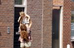 Monnickendam 19 juli 2022
Katja Schuurman met haar dochtertje Coco aan het winkelen