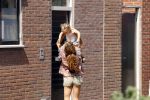 Monnickendam 19 juli 2022
Katja Schuurman met haar dochtertje Coco aan het winkelen
