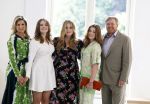 Den Haag 24 juni 2022
Het jaarlijkse fotouurtje in paleis Noordeinde. Aanwezig Koning Willem Alexander Koningin Maxima Prinses Amalia Prinses Alexia en Prinses Ariane