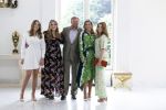 Den Haag 24 juni 2022
Het jaarlijkse fotouurtje in paleis Noordeinde. Aanwezig Koning Willem Alexander Koningin Maxima Prinses Amalia Prinses Alexia en Prinses Ariane