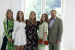 Den Haag 24 juni 2022
Het jaarlijkse fotouurtje in paleis Noordeinde. Aanwezig Koning Willem Alexander Koningin Maxima Prinses Amalia Prinses Alexia en Prinses Ariane
