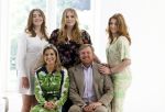 Den Haag 24 juni 2022
Het jaarlijkse fotouurtje in paleis Noordeinde. Aanwezig Koning Willem Alexander Koningin Maxima Prinses Amalia Prinses Alexia en Prinses Ariane