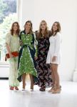Den Haag 24 juni 2022
Het jaarlijkse fotouurtje in paleis Noordeinde. Aanwezig Koning Willem Alexander Koningin Maxima Prinses Amalia Prinses Alexia en Prinses Ariane