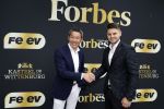 Wassenaar 6 juli 2022
Presentatie Forbes NL in samenwerking met FEEV op kasteel Wittenburg. Luiz Costa van Forbes Monaco en Forbes Nederland en Lase Hu
