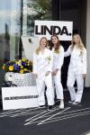 Amsterdam 14 juni 2022
Ontbijt georganisserd door Linda.nl en Victoria Koblenko met haar man Evgeniy Levchenko. Er is een aktie #bloemenvoorOekraine in het leven geroepen. Liv  promo team Linda