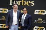 Wassenaar 6 juli 2022
Presentatie Forbes NL in samenwerking met FEEV op kasteel Wittenburg. Luiz Costa van Forbes Monaco en Forbes Nederland en Nick Kouwenhoven