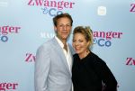 Amsterdam 25 juni 2022
Premiere zwanger en Co in Tuschinski .
Maaike Martens met partner Bart Meuter