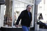Amsterdam 19 maart 2022
Maarten Spanjer doet boodschappen op de cornelis schuytstraat