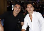 Volendam 30 juni 2022
CD presentatie bij Lotje van Edwin v Hoevelaak en zijn vriendin Natasja Poels . jan Keizer reikte de eerste cd uit. Marcel Fisser en Micky Fisser