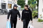 Alkmaar 7 juli 2022
Mary Borsato viert haar 77e verjaardag in eetcafe Pluim in Alkmaar.
Oa aanwezig Sylvana Borsato Romy Omtzigt Jacky Omtzigt Luca Borsato Jada Borsato Marco Borsato en Senna Borsato.