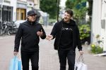 Alkmaar 7 juli 2022
Mary Borsato viert haar 77e verjaardag in eetcafe Pluim in Alkmaar.
Oa aanwezig Sylvana Borsato Romy Omtzigt Jacky Omtzigt Luca Borsato Jada Borsato Marco Borsato en Senna Borsato.